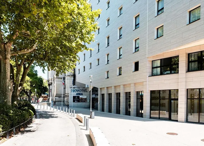 Airport Hotel: Novotel Atria Nimes Centre