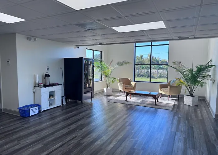 Motel: Florence Inn And Suites