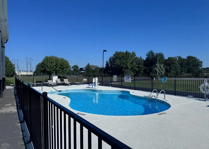 Motel: Florence Inn And Suites