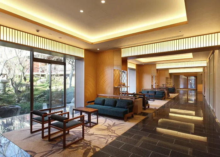 Hotel with pool: Ryokan Nenrinbo