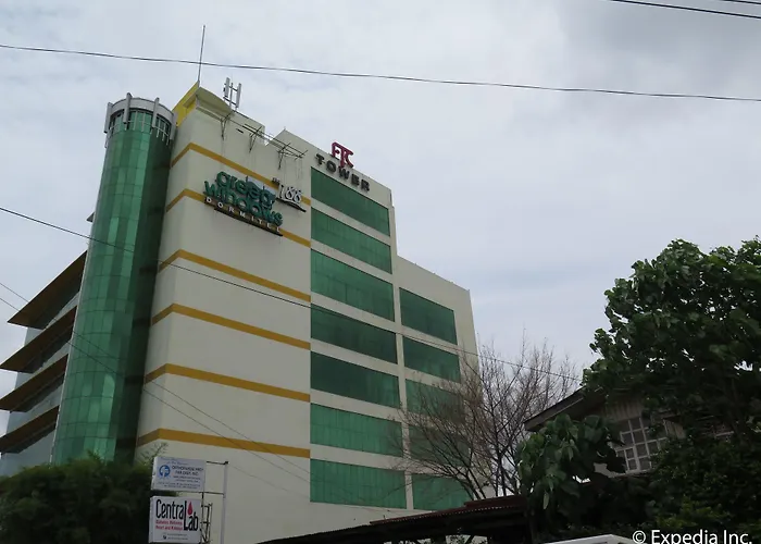 Сity center hotels Green Windows Dormitel 188