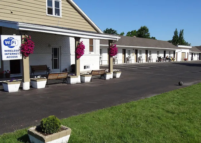 Waterpark hotels Falcon Inn