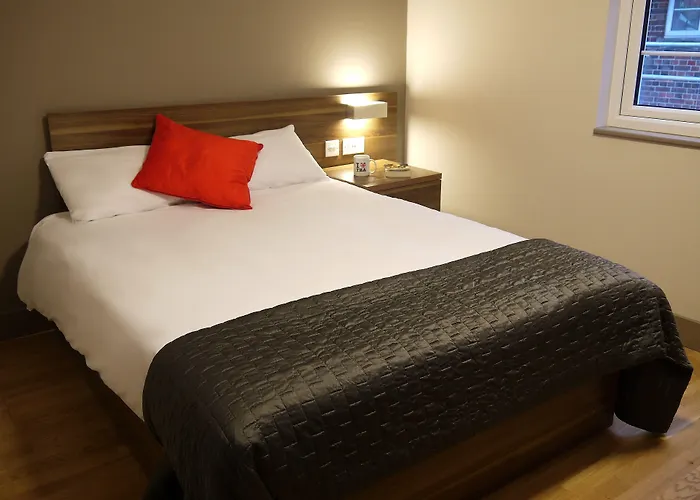 Resort: Britannia Study Hotel