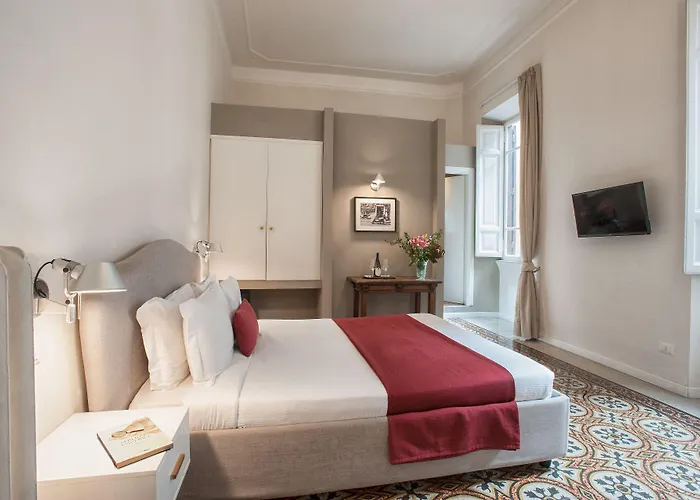 Terrace Pantheon Relais