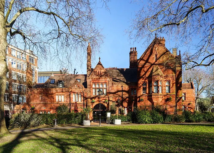St Paul'S Hotel