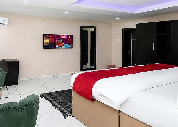 Dog friendly hotels No 95 Suites VI