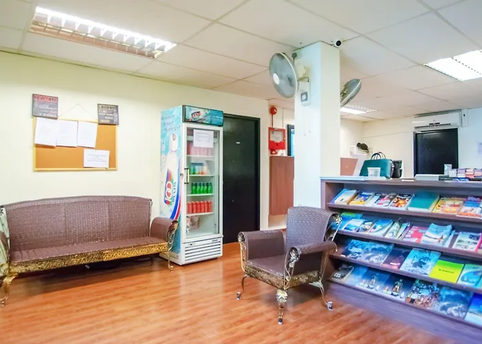 Hotel near College: Vintage Inn @ Clarke Quay