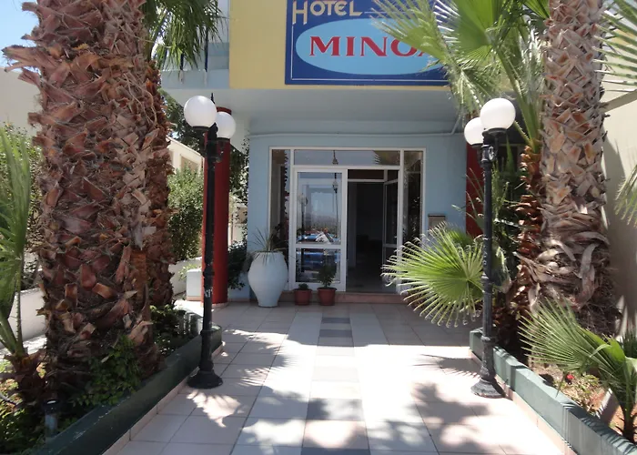 Central hotel: Minoa Hotel