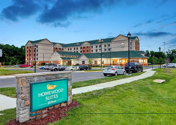 Hotel with view: Homewood Suites By Hilton Woodbridge