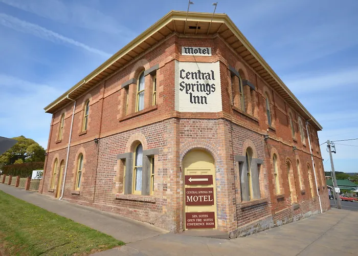 Motel: Central Springs Inn