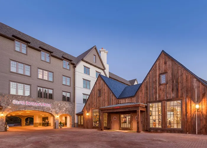 Spa Hotel: Grand Bohemian Mountain Brook, Autograph Collection