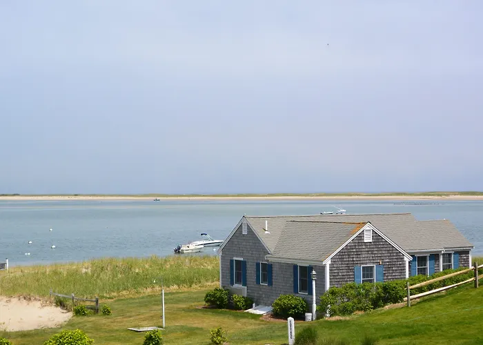 Resort: The Hawthorne