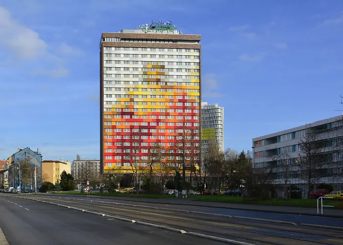 Hotel with Tennis: Hotel Olympik
