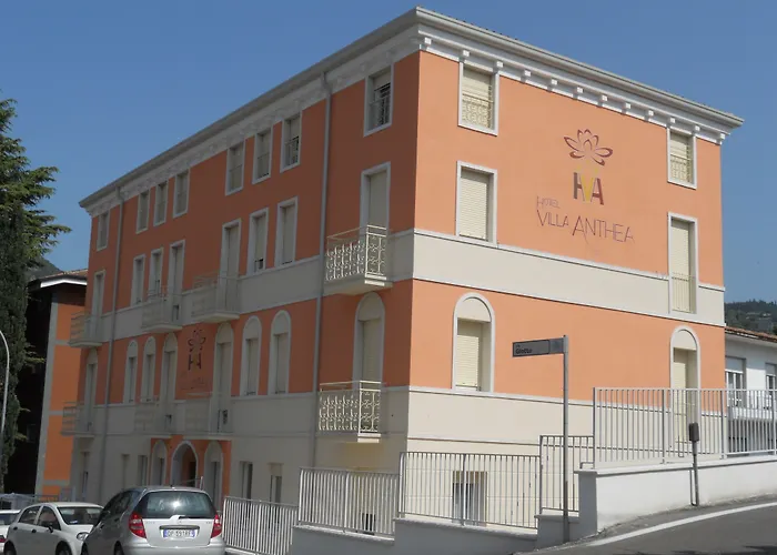 Hotel Jacuzzi: Hotel Villa Anthea