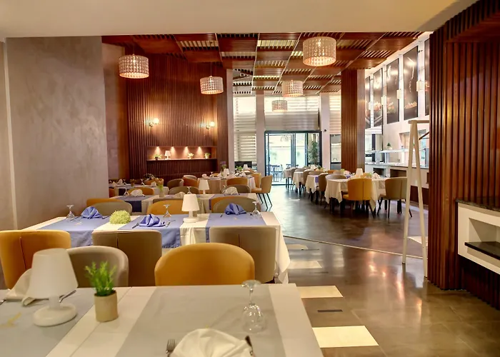 Hotels With Four Stars Lac Leman, Les Berges Du Lac