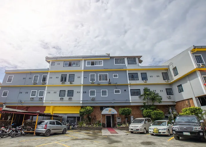 Cheap hotel: Value Star Inn