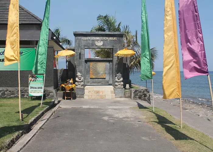 Kelapa Lovina Beach Villa