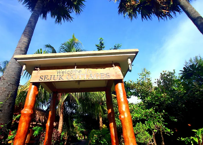 Sejuk Cottages