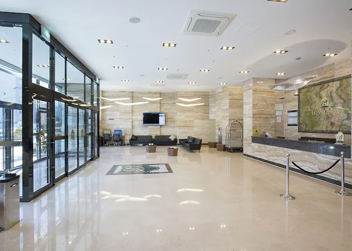Luxury hotel only: Benikea Hotel Haeundae