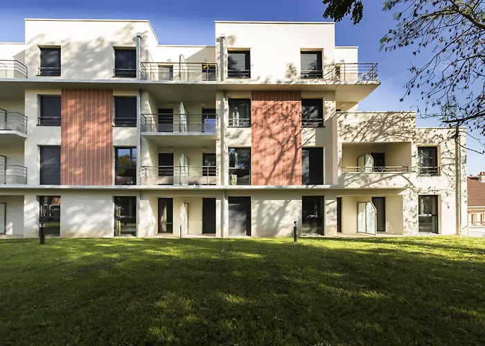 Hôtel 3 étoiles: Zenao Nevers Renardats