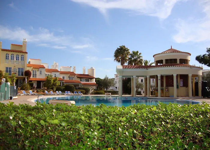 Romantic hotel: Old Village & Prestige