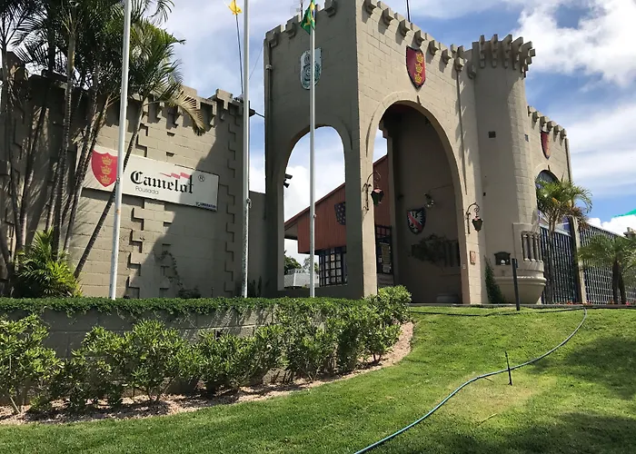 Pousada Camelot Inn