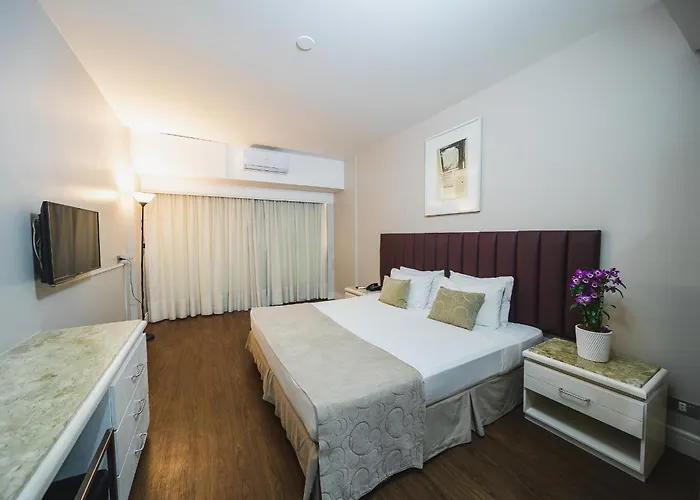 Hotel Victoria Villa Curitiba by Nacional Inn