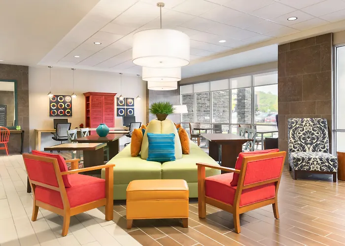 Pet Friendly hotel: Home2 Suites By Hilton Cleveland Independence