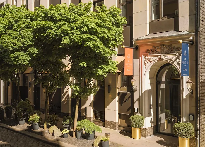 Luxury hotel only: The Nikolai Hamburg - Leonardo Limited Edition