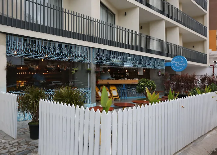 Resort: Hotel Deccan Serai, Hitec City, Hyderabad