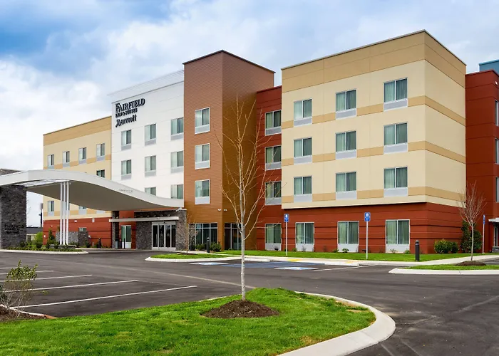 Resort: Fairfield Inn & Suites By Marriott Dickson