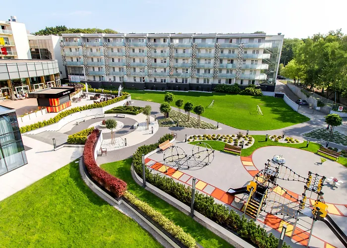 Hotel with pool: Hotel Aquarius Spa