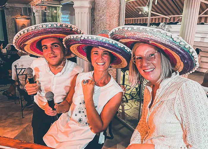 Ping Pong hotel: Conny'S Hotel (Adults Only)