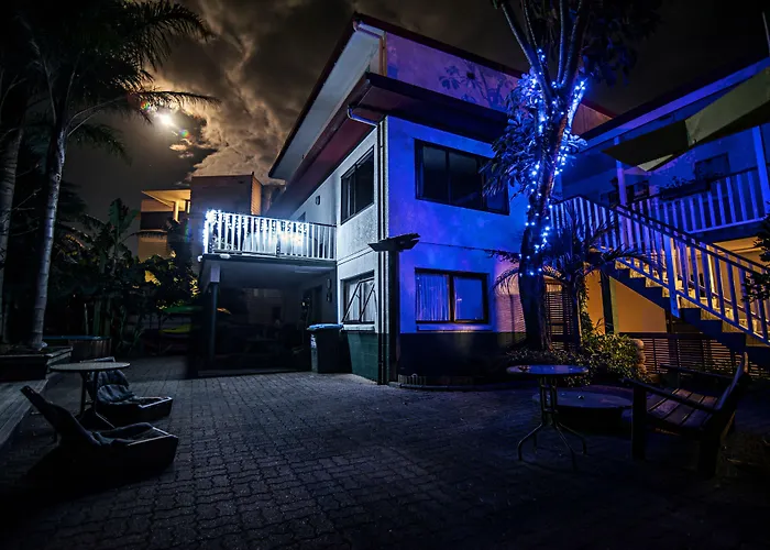 The Hostels Centabay Lodge And Backpackers