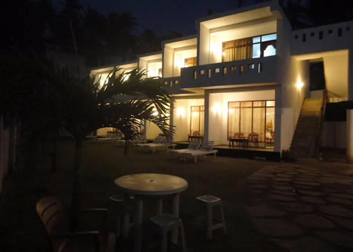 Beach hotel: Serenity Resort