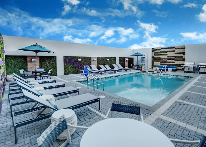 3 star hotels Towneplace Suites By Marriott Miami Airport