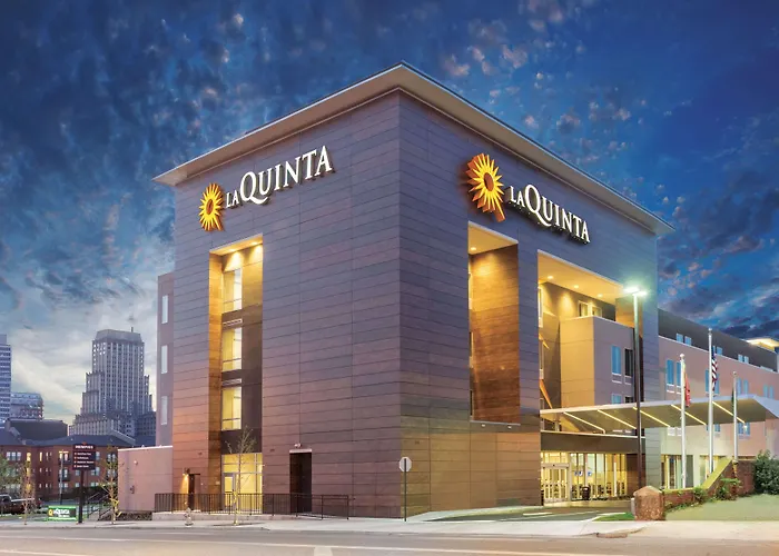 La Quinta By Wyndham Downtown