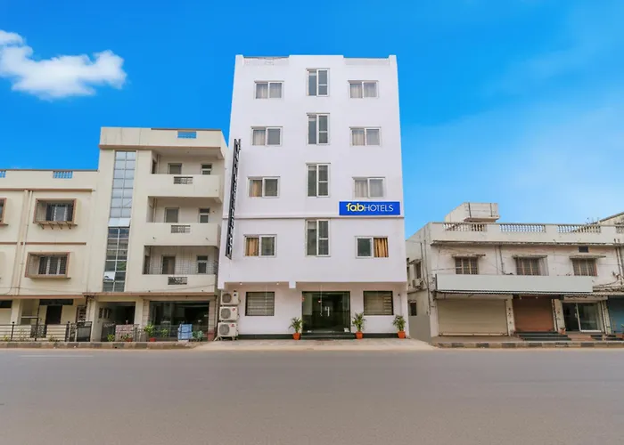 Cheap hotels Fabhotel Taj Residency