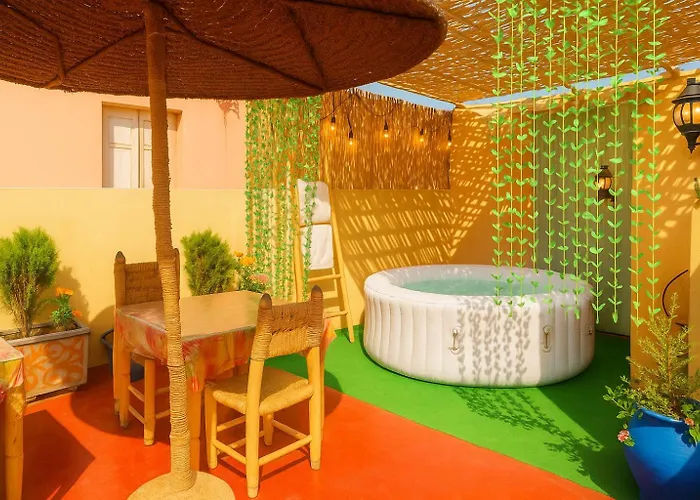 Riad Safran Rouge Jacuzzi Rooftop
