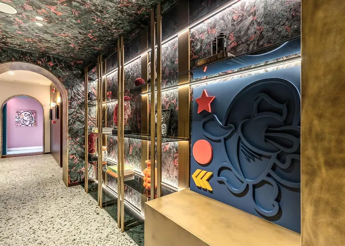 The Steps Hotel - By Eitch Collection