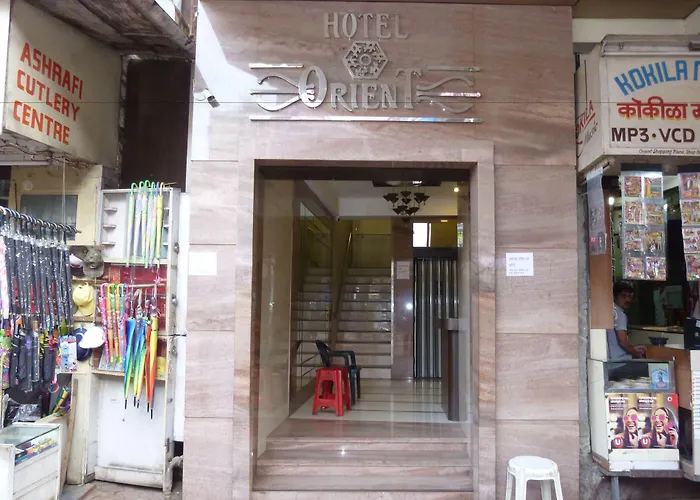 Resort: Hotel Orient Palace