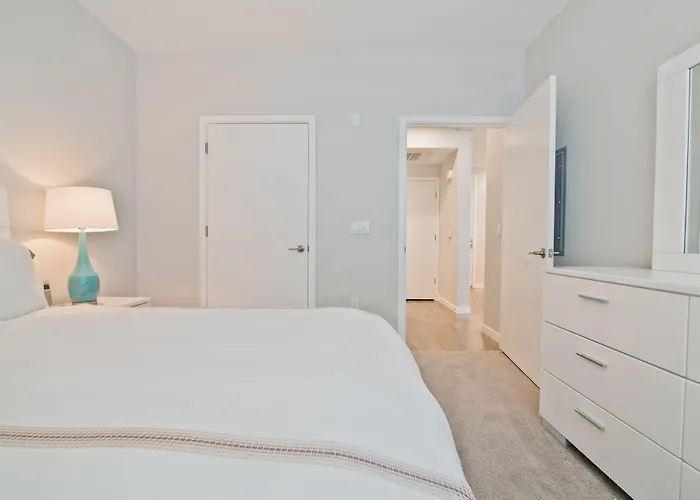 Global Luxury Suites In