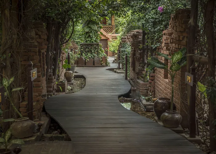 Shwe Yee Pwint Hotel