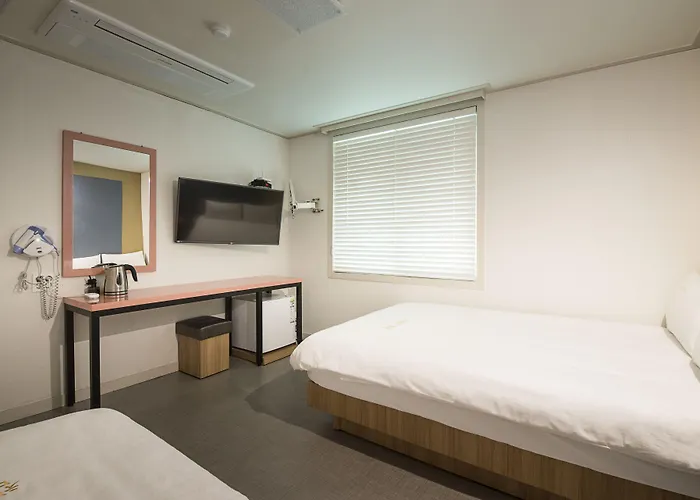 Champion Hotel