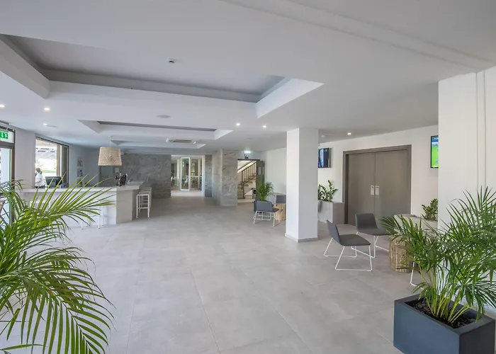 Luxury hotel only: Narcissos Waterpark Resort