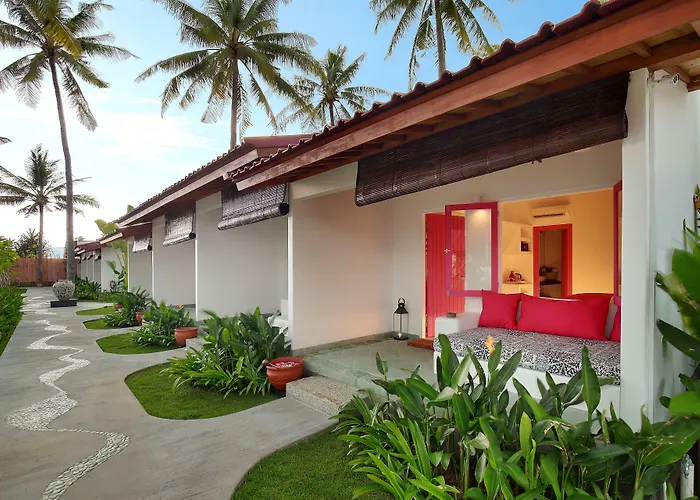 Hotel with pool: Pinkcoco Gili Air - Constant Surprises & For Cool Adults Only