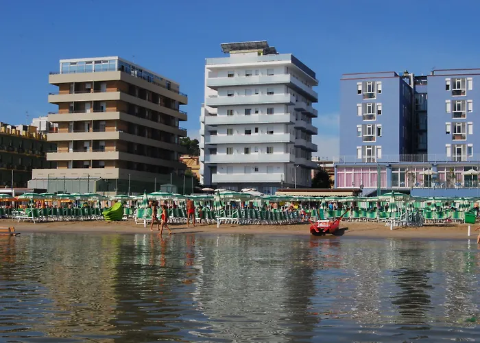 Hotel 3 stelle: Hotel Embassy