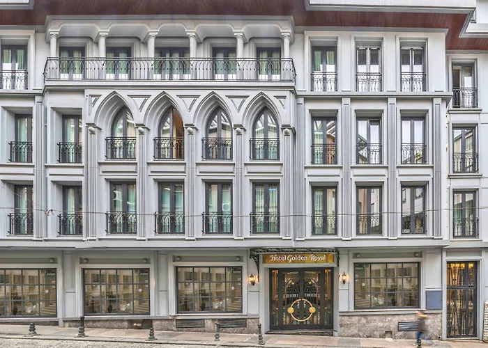 Golden Royal Hotel & Spa