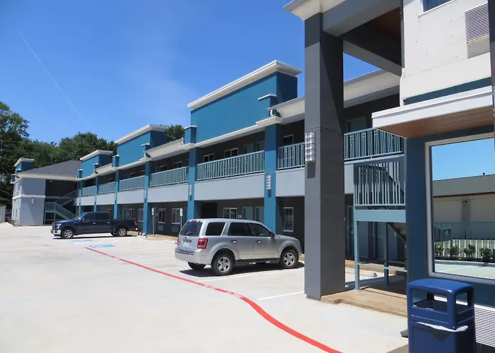 Cheap hotels Blue - Woodlands