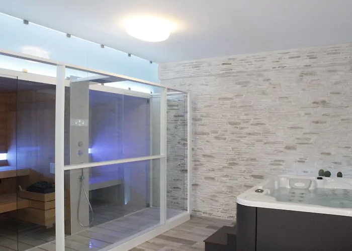 Hotel Jacuzzi: Hotel Royal - Beauty & Spa